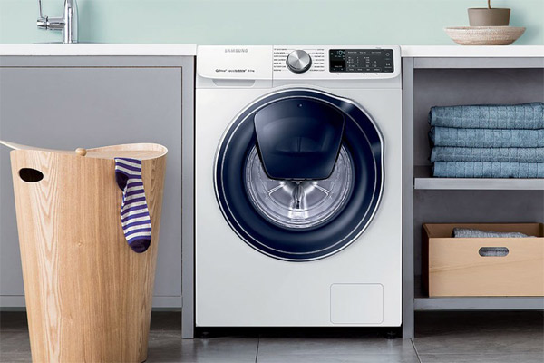صدا هنگام تخلیه آب در ماشین لباس شویی