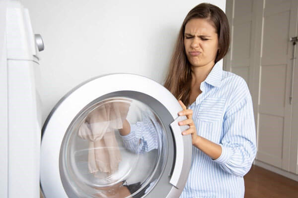 بوی بد فاضلاب ماشین لباسشویی