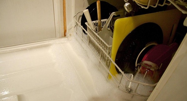rid soap suds dishwasher