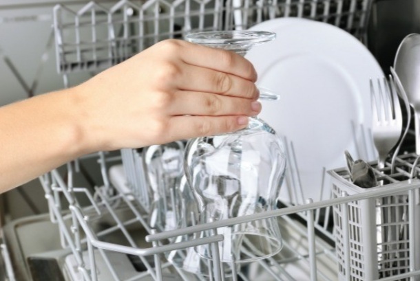 مایع جلادهنده در ماشین ظرفشویی 
