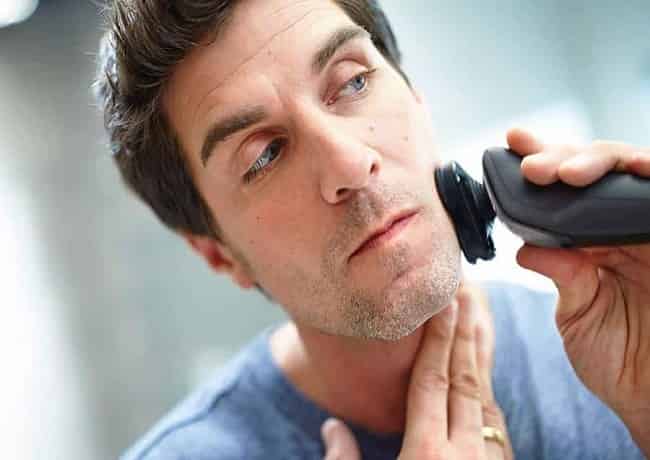 اشتباهات متداول در استفاده از ریش تراش برقی و راهکارهای رفع آن