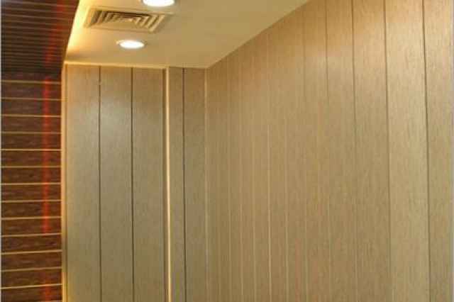 دیوارپوش PVC چیست؟ کاربرد و مزایای دیوارپوش PVC
